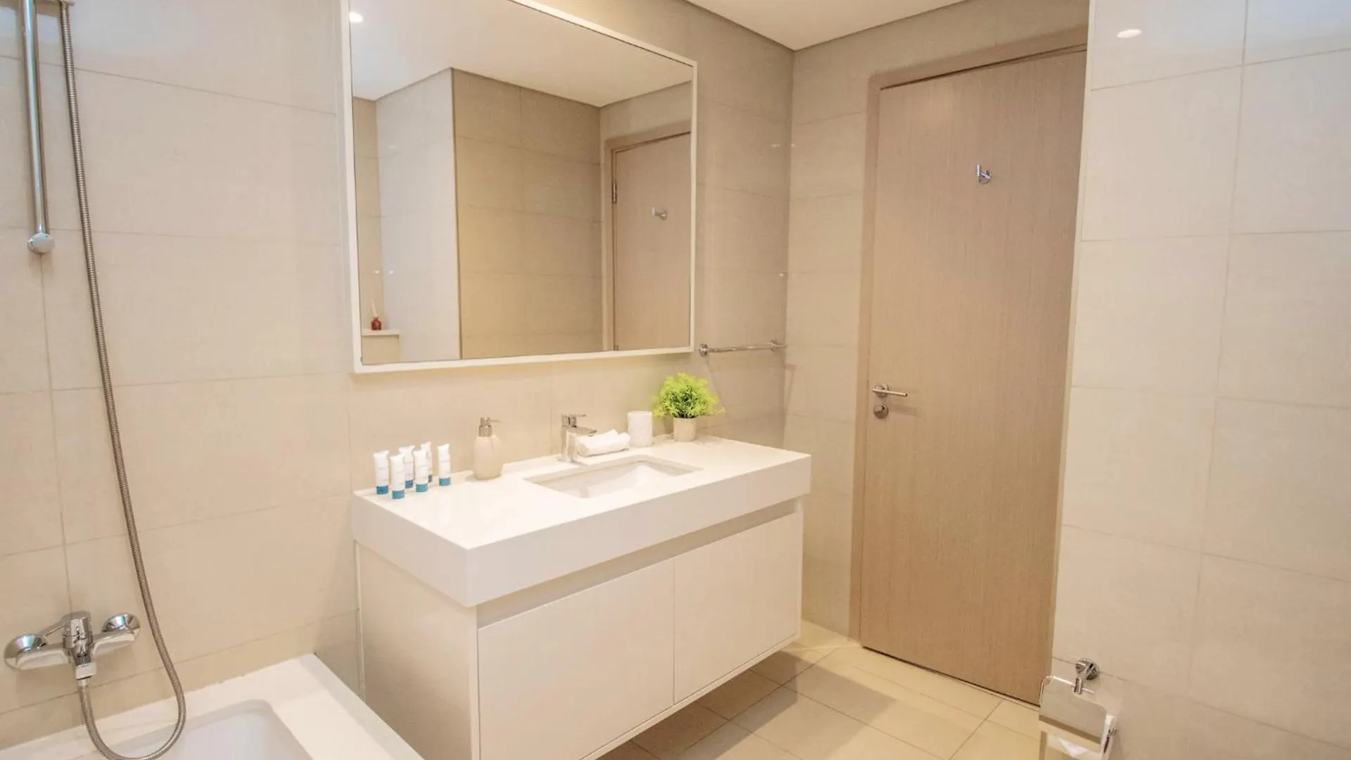 Burj Royale - New Luxe 2Br Apartment With Full Burj Khalifa & Fountain Views, 2Min To Dubai Mall United Arab Emirates